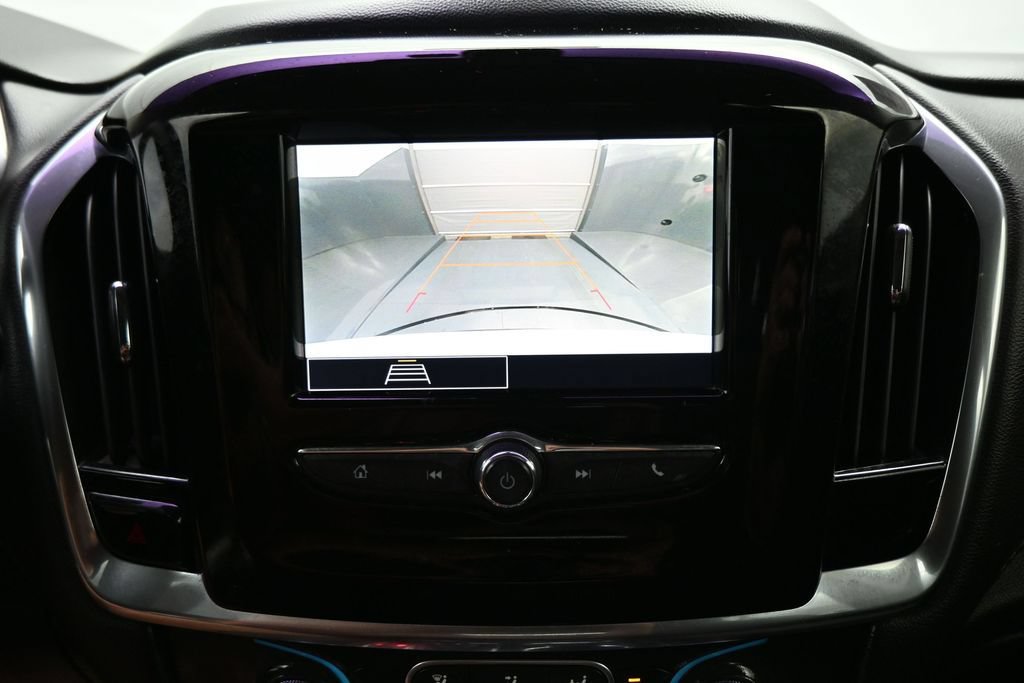 Used 2020 Chevrolet Traverse LS FWD image 22