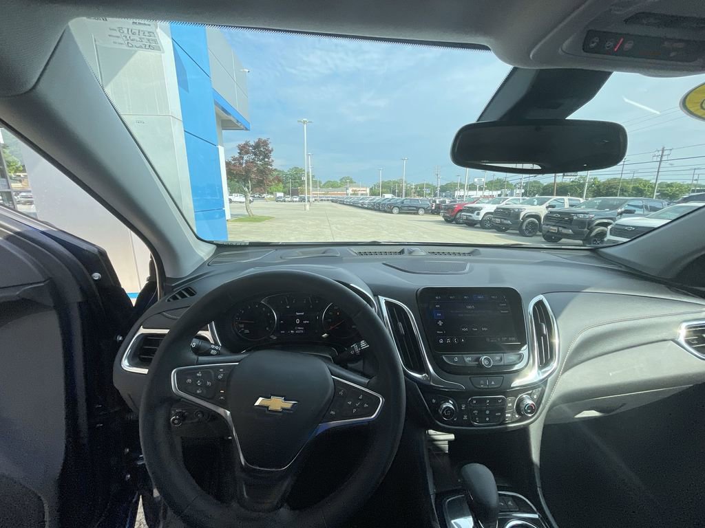 Certified 2023 Chevrolet Equinox Premier FWD image 10