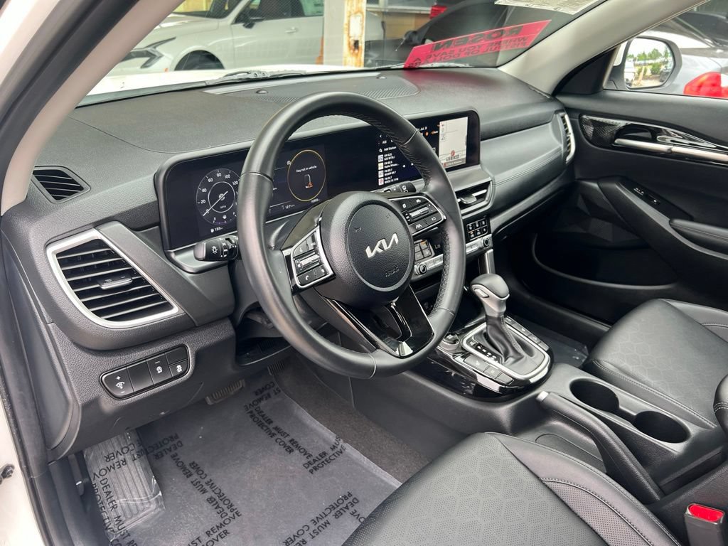 Certified 2024 Kia Seltos EX AWD/4WD image 6
