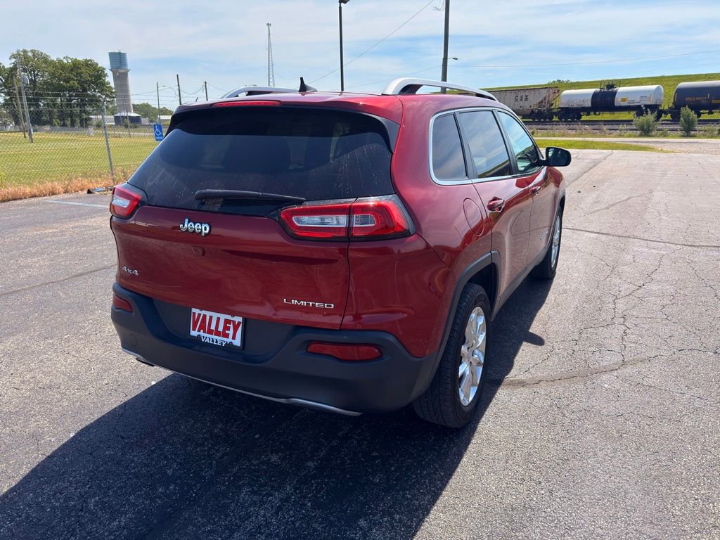 Used 2016 Jeep Cherokee Limited AWD/4WD image 6