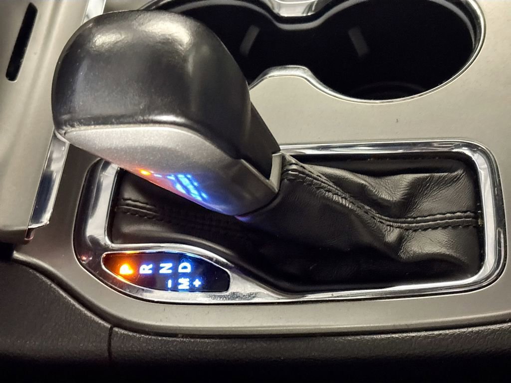 Used 2020 Jeep Grand Cherokee Altitude image 18