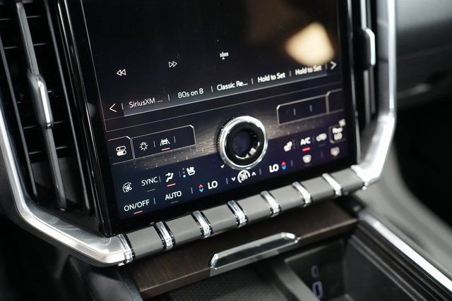 Used 2024 GMC Acadia Denali image 33