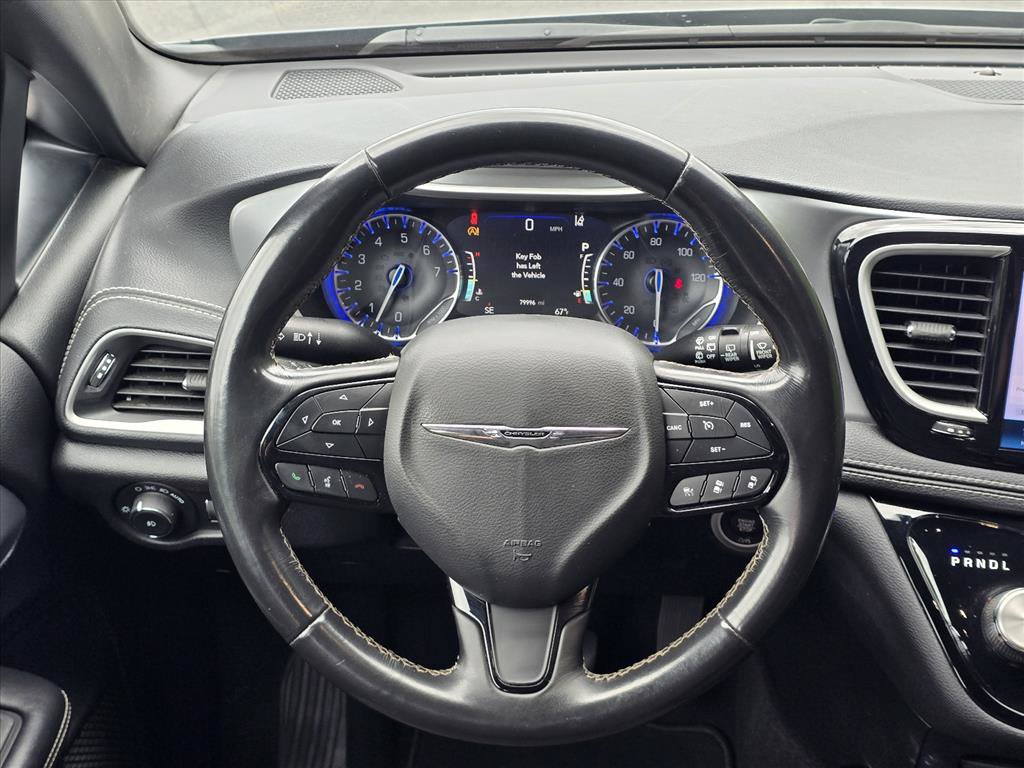 Used 2021 Chrysler Pacifica Touring w/ S Appearance Package FWD image 14