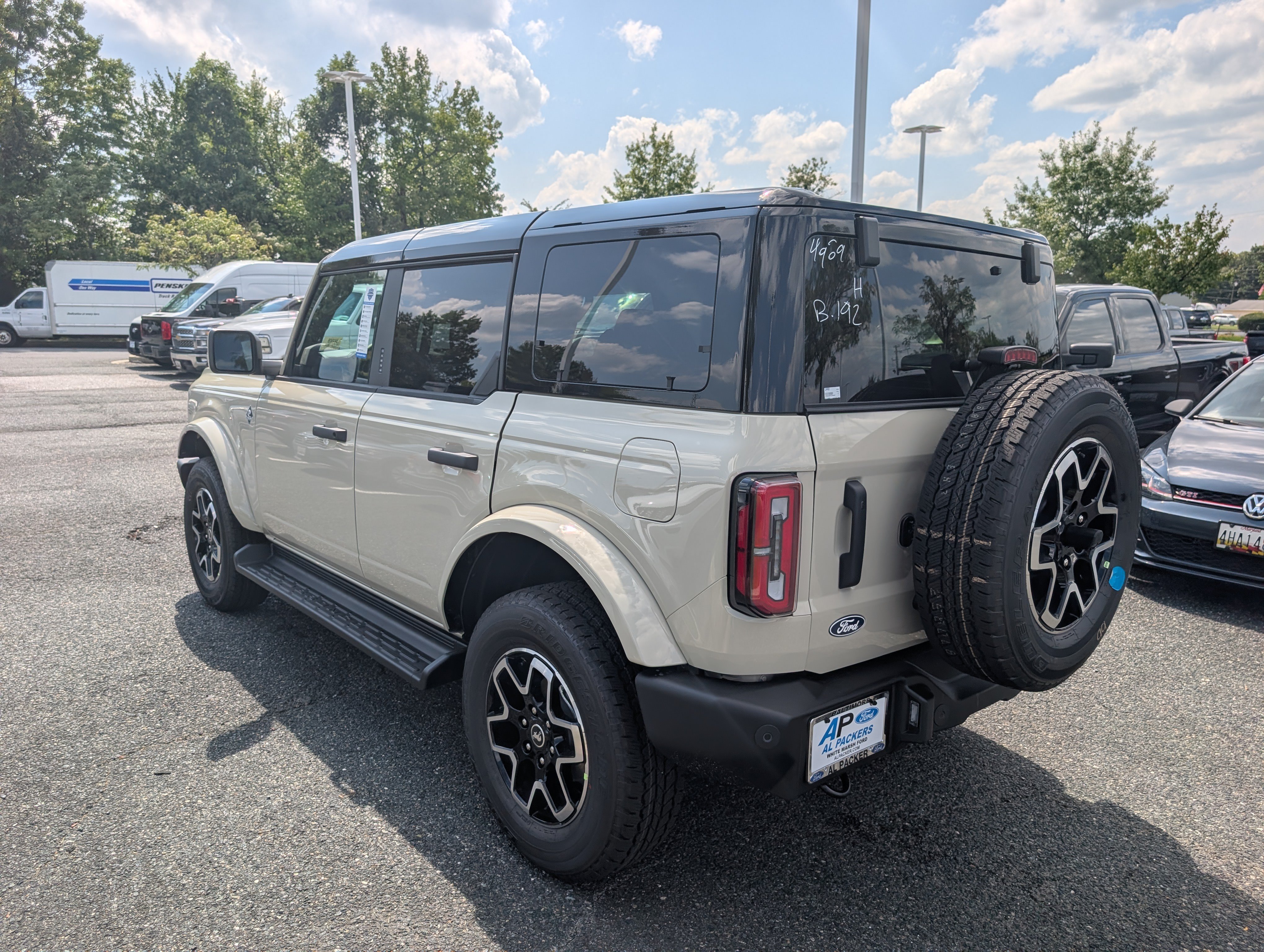 New 2026 Ford Bronco Outer Banks AWD/4WD image 3