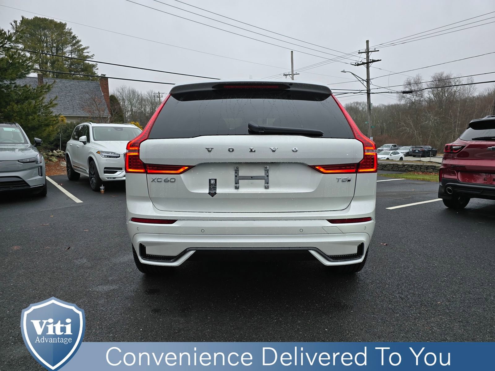 Certified 2025 Volvo XC60 T8 Plus w/ Climate Package image 7