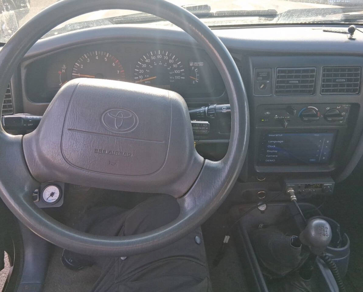 Used 1999 Toyota Tacoma 4x4 Xtracab image 5