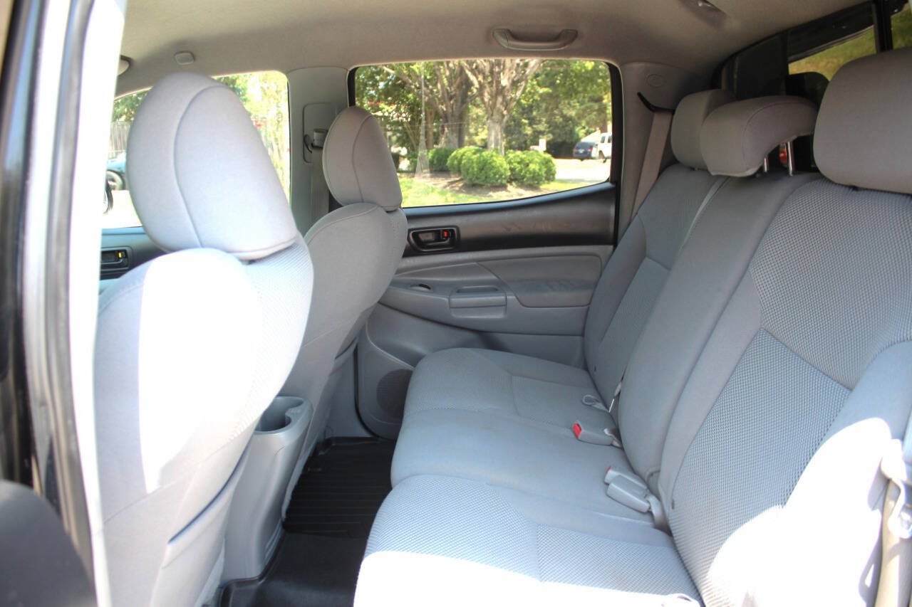 Used 2011 Toyota Tacoma PreRunner w/ TRD Sport Pkg RWD image 10