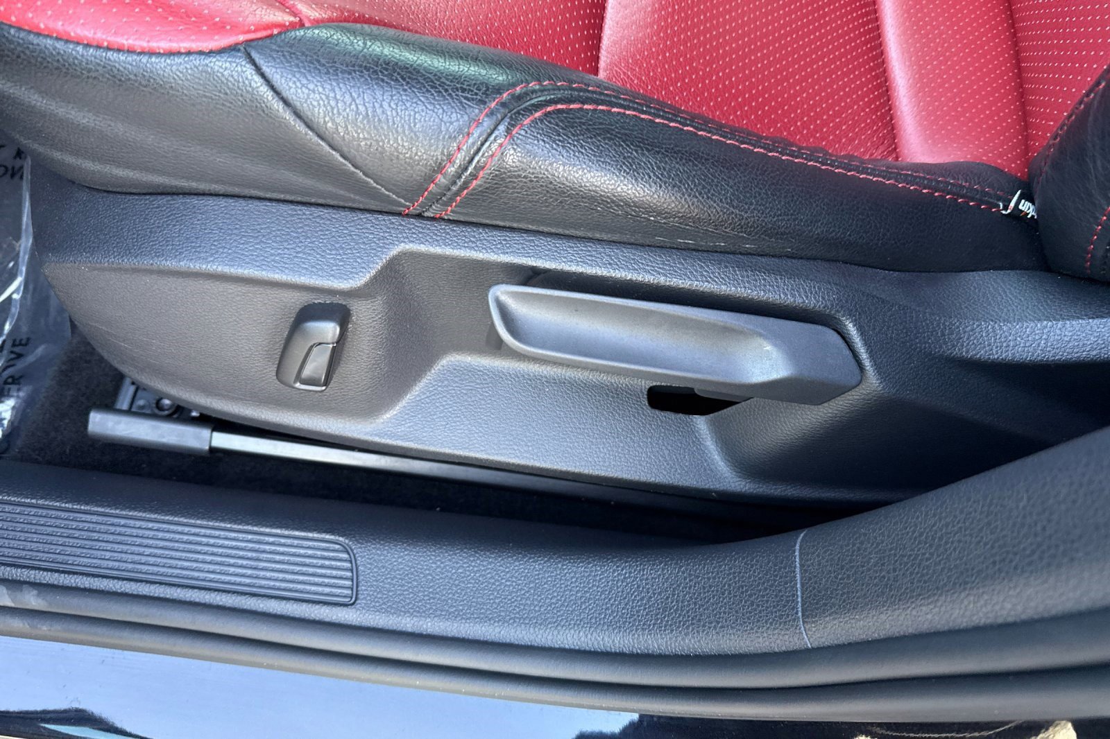 Used 2019 Volkswagen e-Golf SE w/ Driver Assistance Package image 13