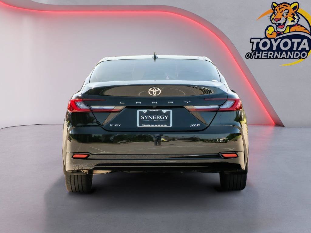 Used 2026 Toyota Camry XLE FWD image 7