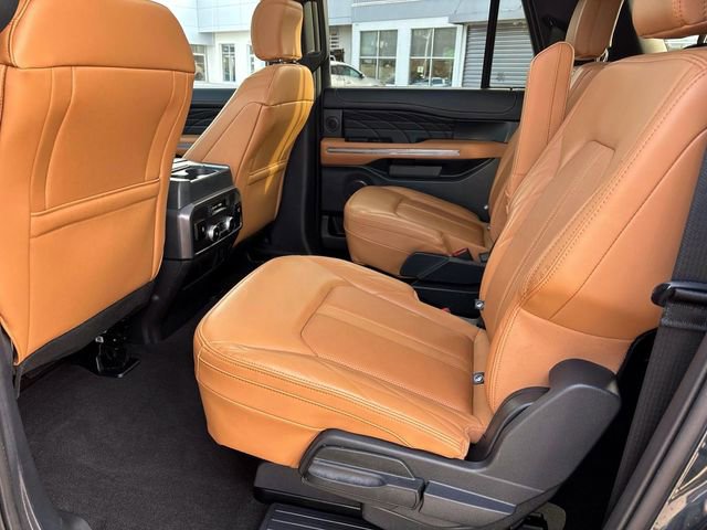 Used 2024 Ford Expedition Max Platinum image 10