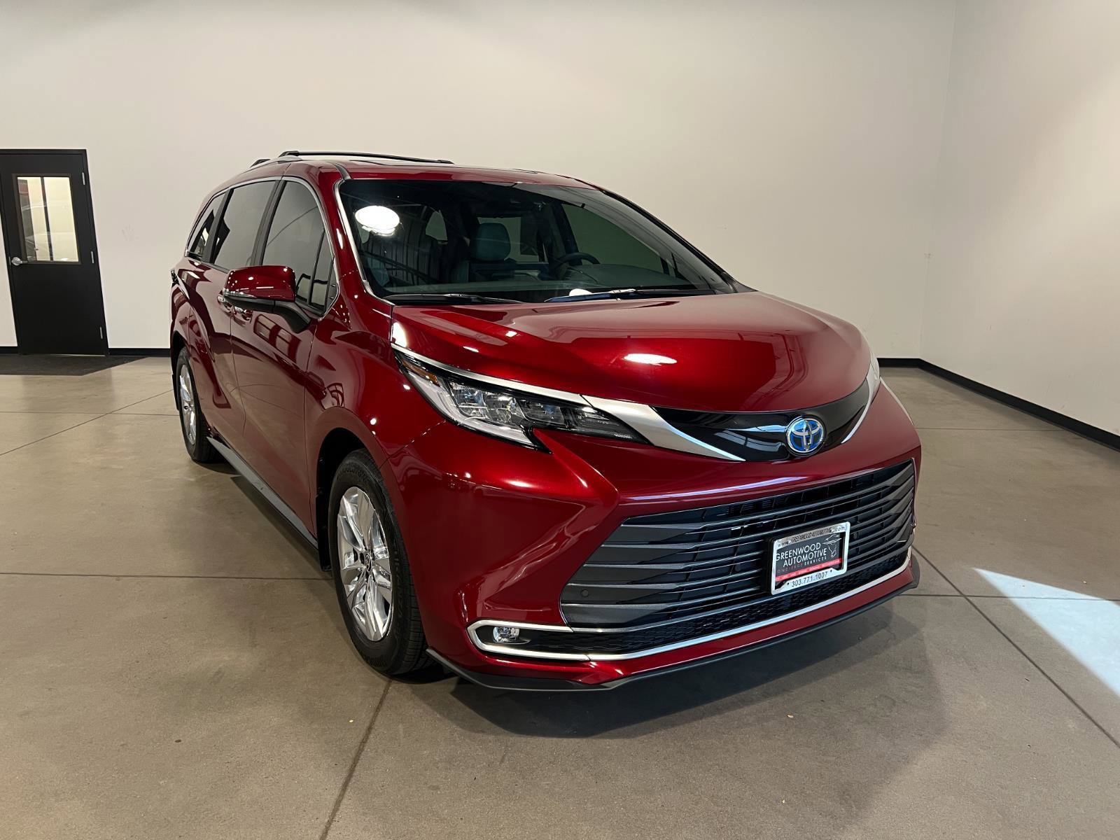 Used 2025 Toyota Sienna Limited