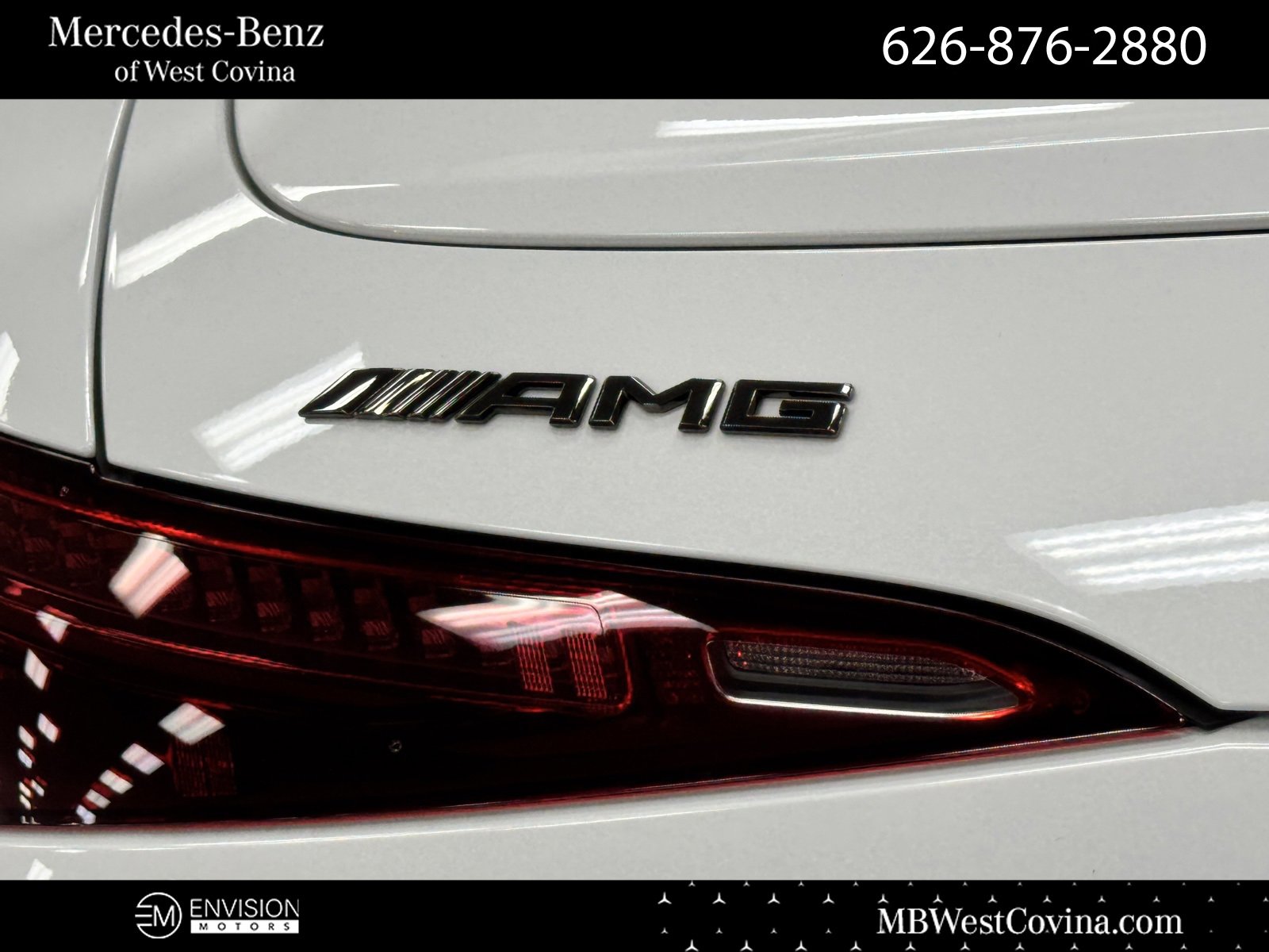 Used 2024 Mercedes-Benz SL 55 AMG 4MATIC image 16