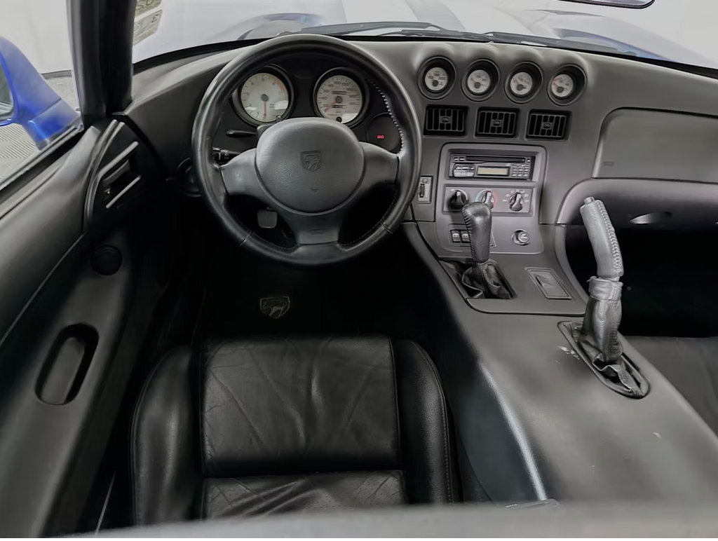 Used 1997 Dodge Viper GTS RWD image 23