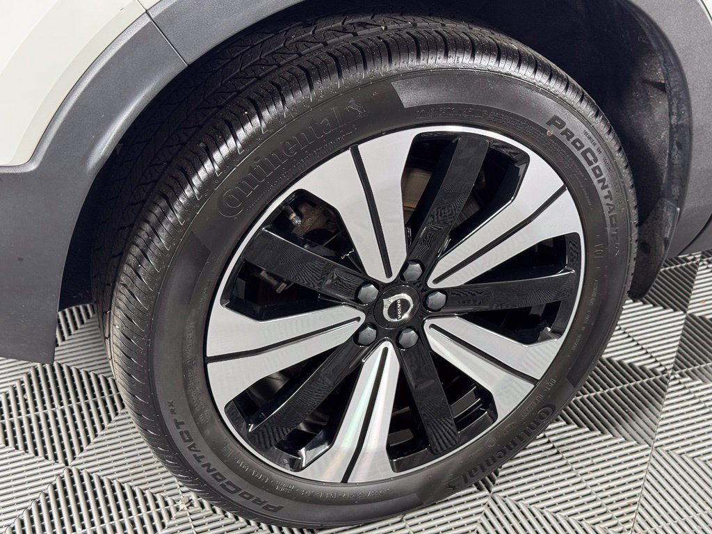 Certified 2023 Volvo C40 Recharge Core w/ Protection Package Premier AWD/4WD image 7