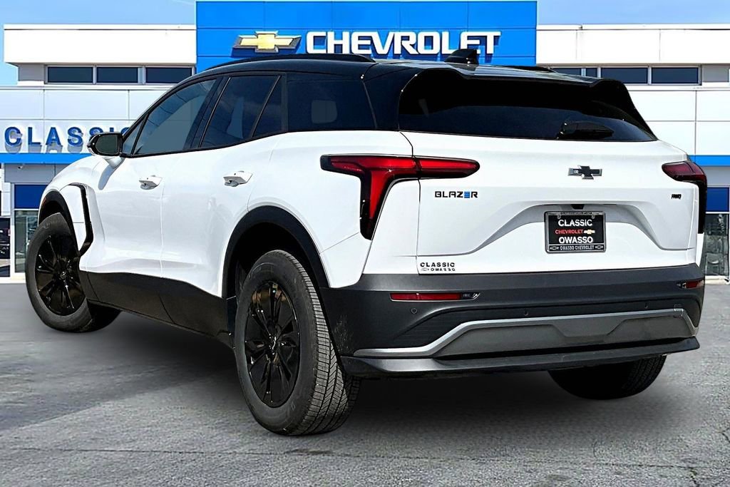 New 2026 Chevrolet Blazer EV LT image 3