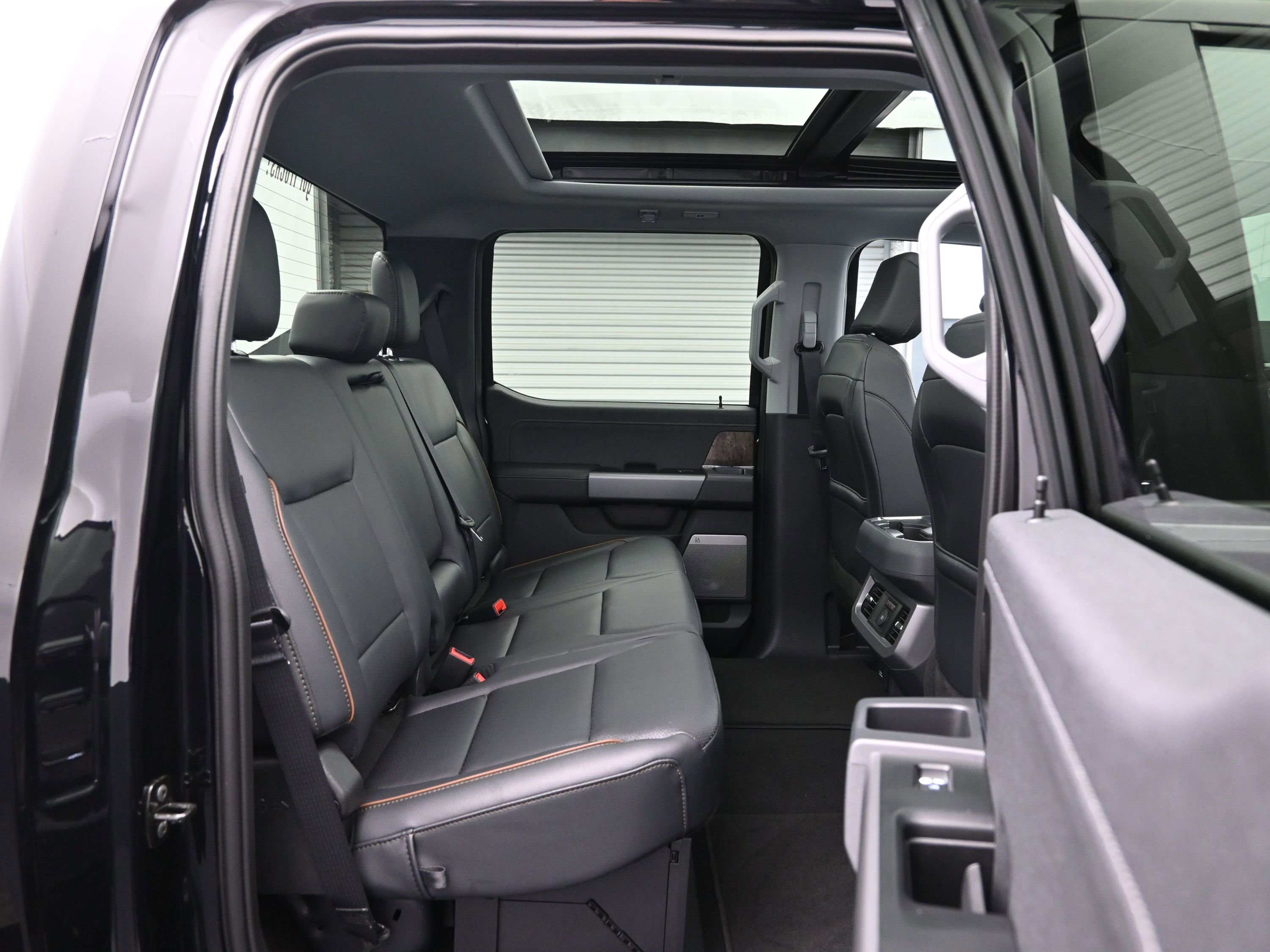 Used 2026 Ford F450 Lariat image 12