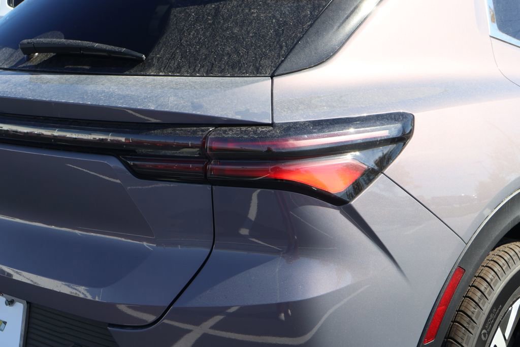 New 2026 Chevrolet Equinox EV LT image 7