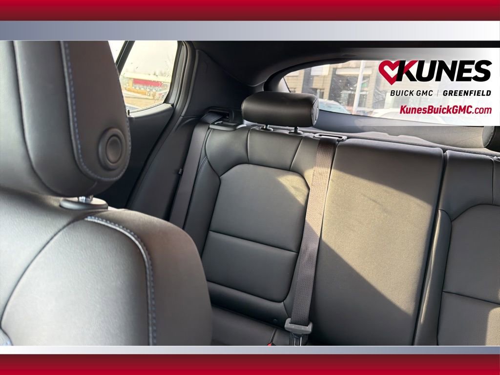 New 2026 Buick Envista Sport Touring image 31