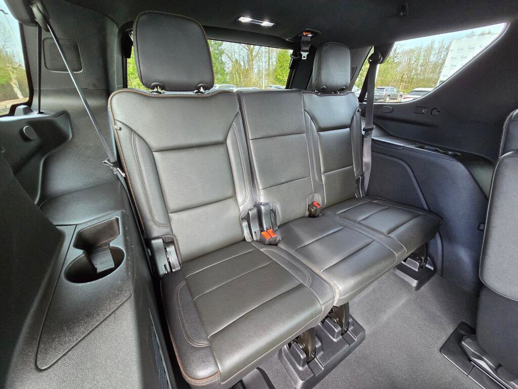Used 2022 Chevrolet Tahoe High Country AWD/4WD image 28