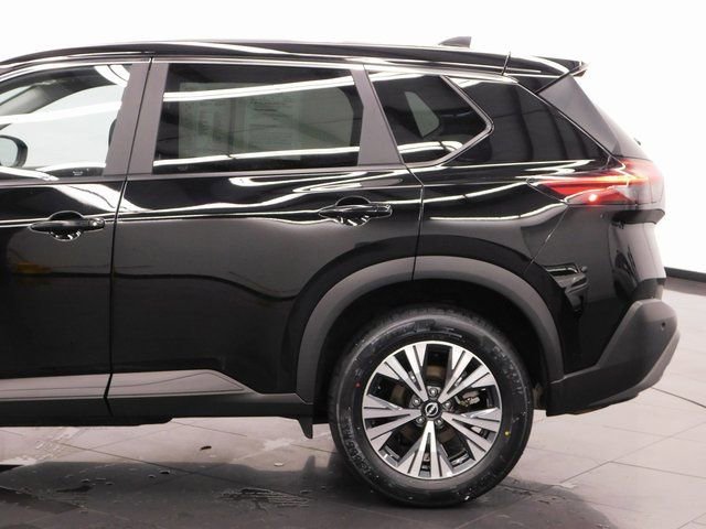Certified 2023 Nissan Rogue SV image 17