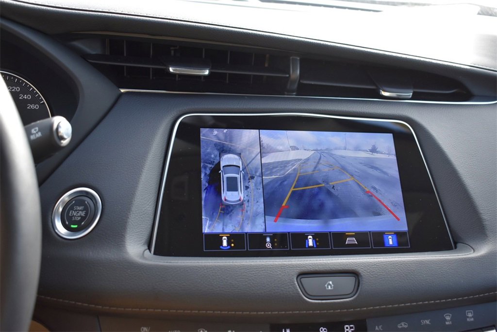 Used 2022 Cadillac XT4 Premium Luxury image 24