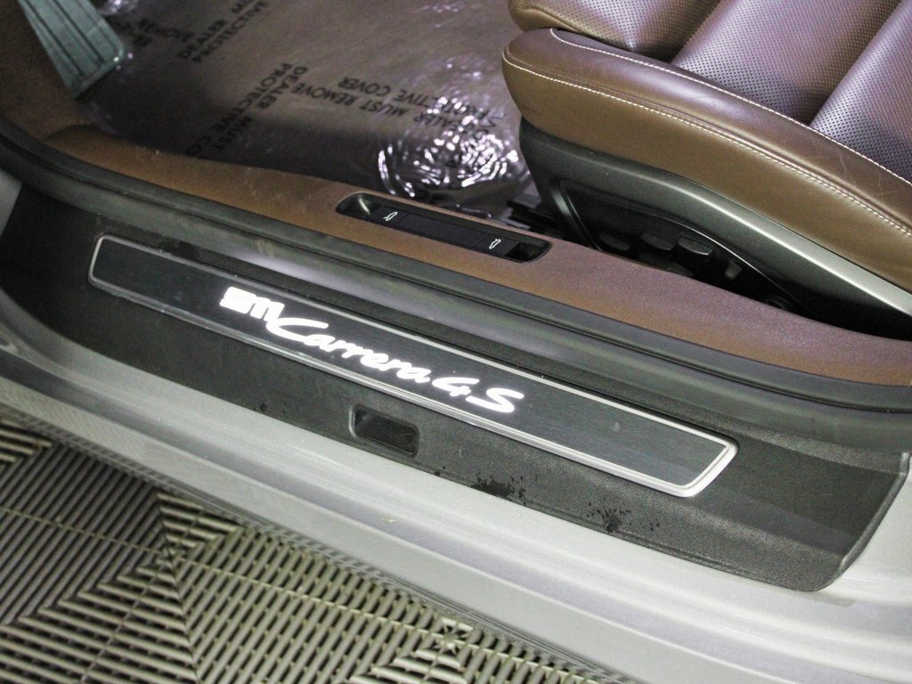 Used 2024 Porsche 911 Carrera S image 16