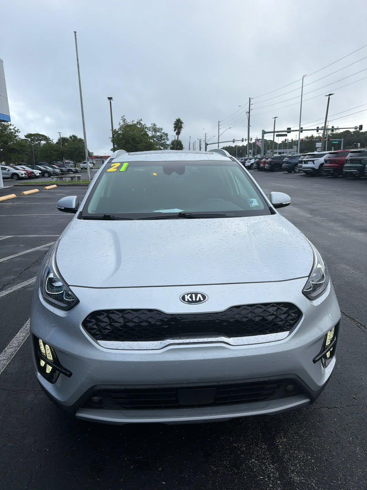 Used 2021 Kia Niro EX Premium FWD image 8