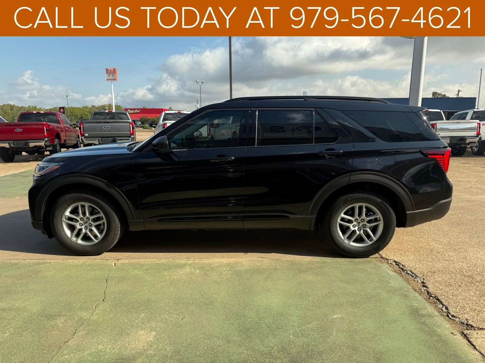 New 2026 Ford Explorer Active image 41