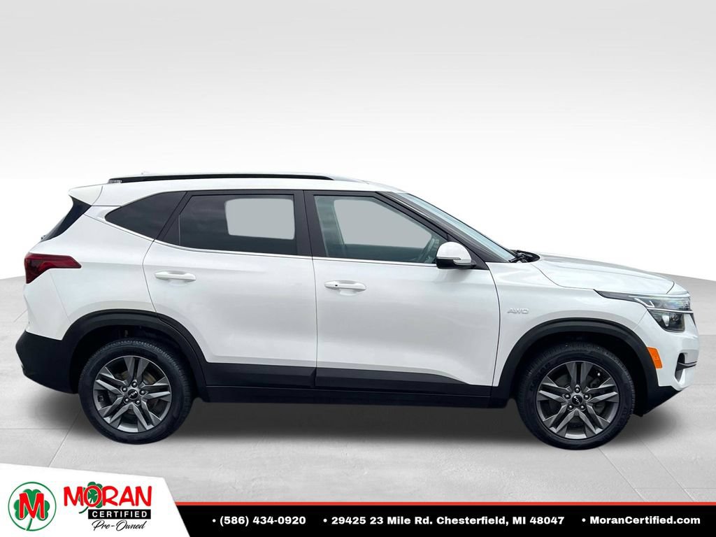 Used 2023 Kia Seltos S w/ Navigation Package AWD/4WD image 6
