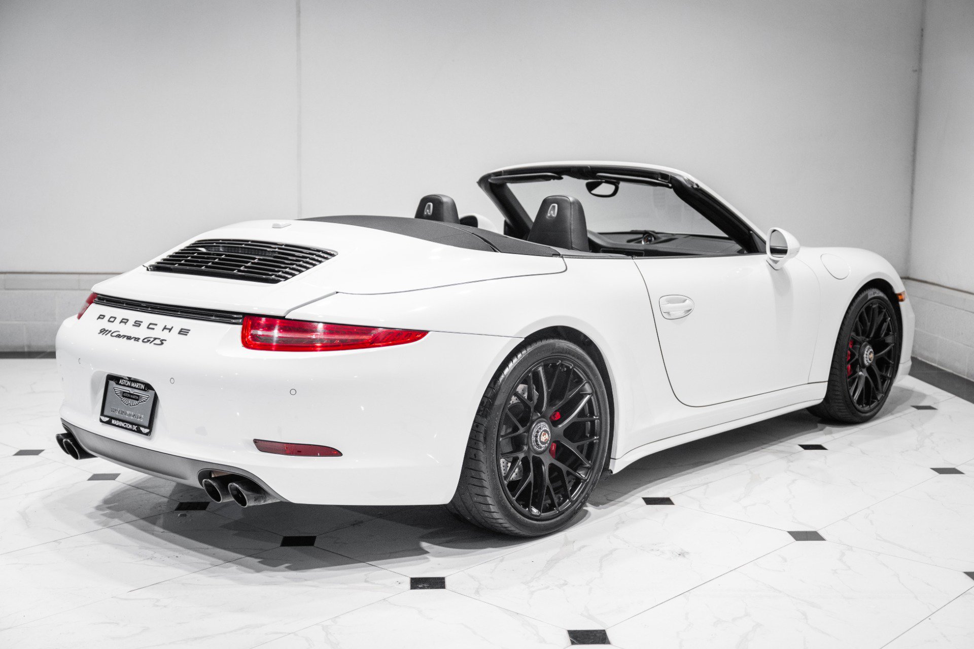 Used 2016 Porsche 911 Carrera GTS image 9