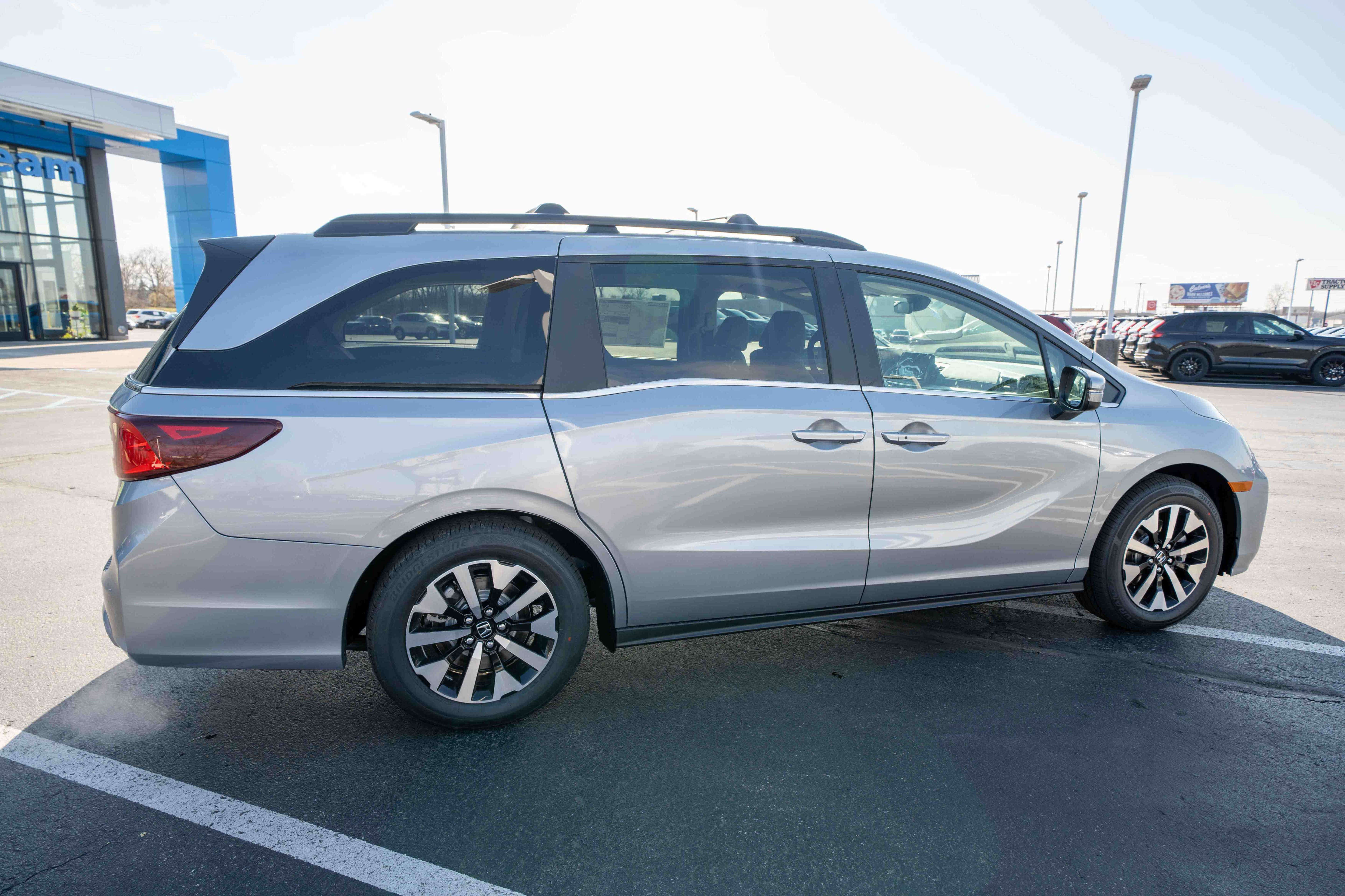 New 2026 Honda Odyssey EX-L image 6