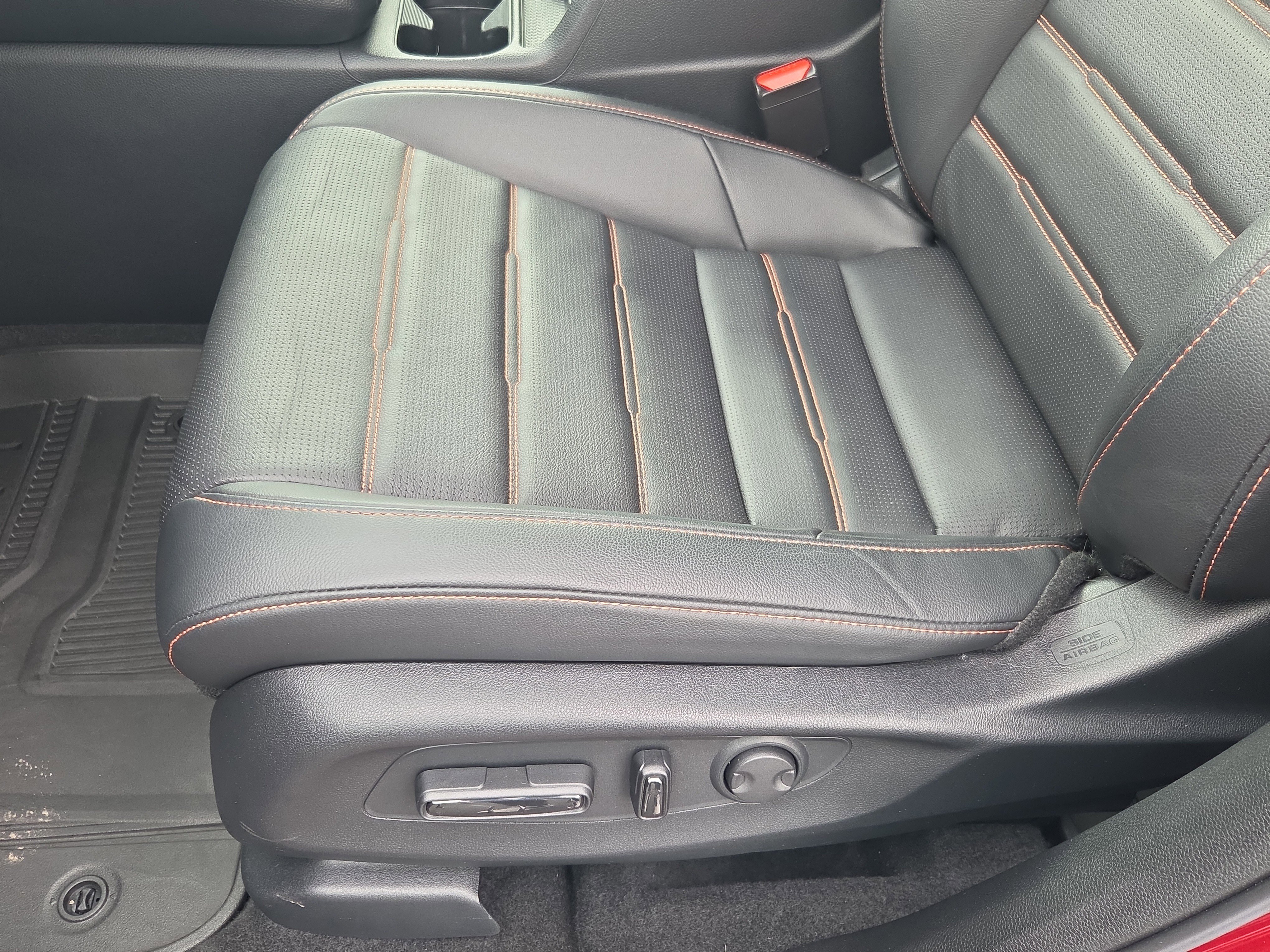 Used 2025 Honda CR-V Sport-L image 8