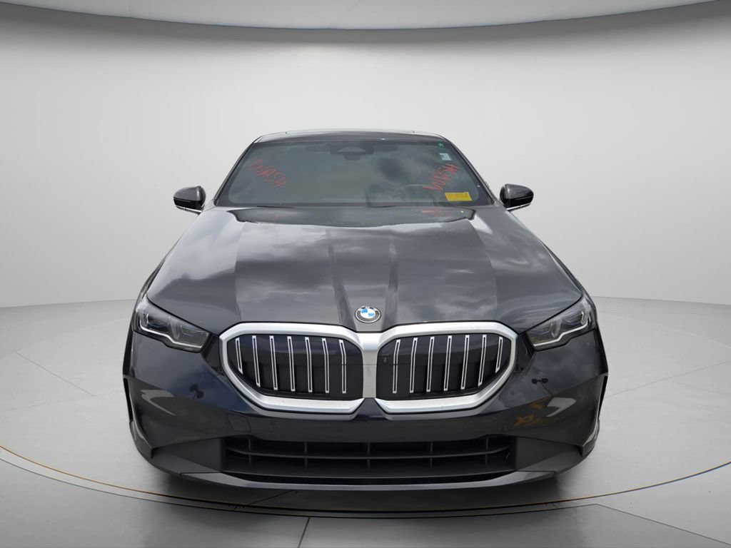 Used 2025 BMW 530i RWD image 3