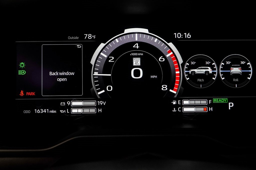 Used 2024 Toyota Sequoia Platinum image 39