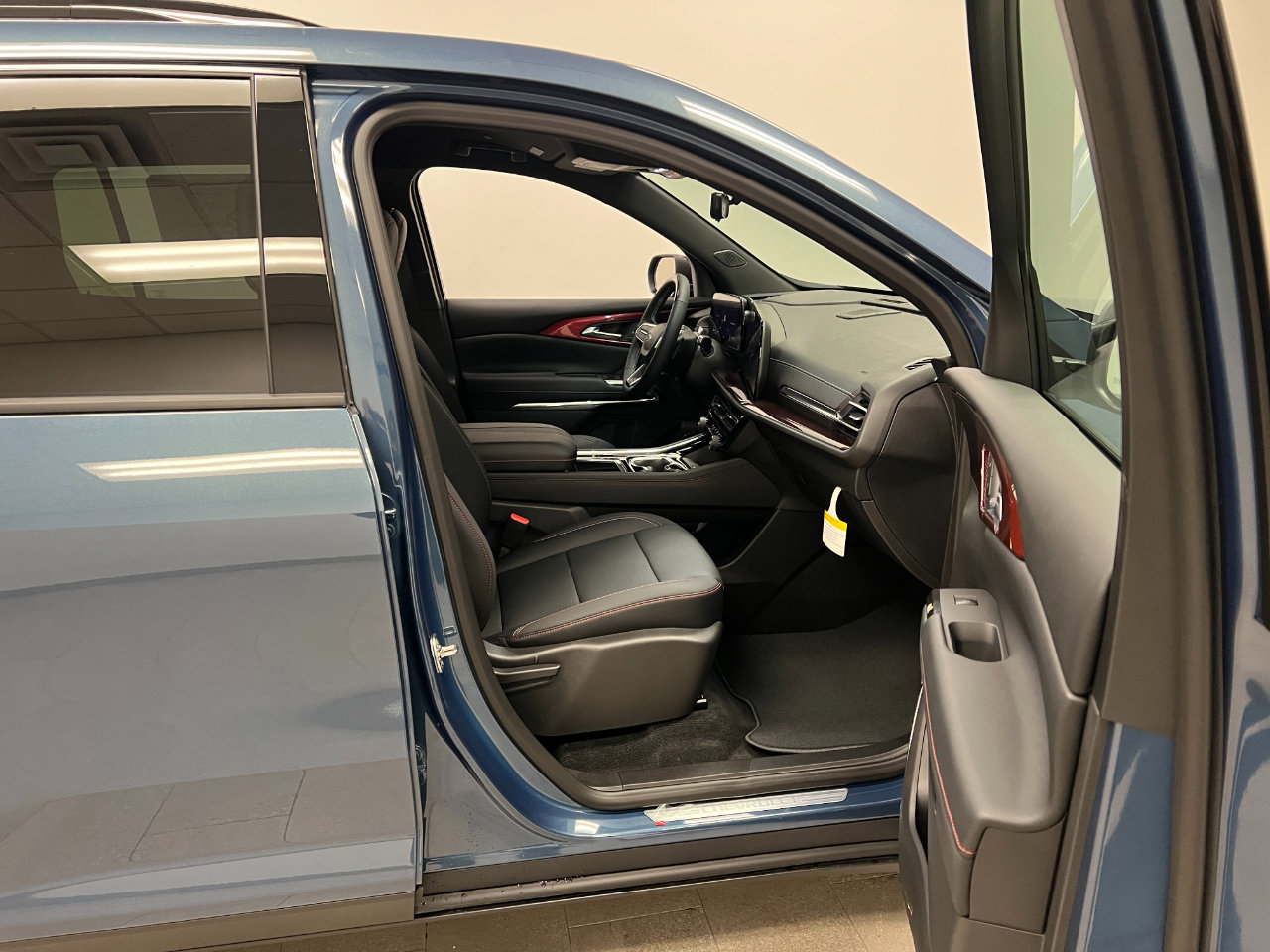 New 2026 Chevrolet Traverse Z71 w/ Enhanced Driving Package image 30