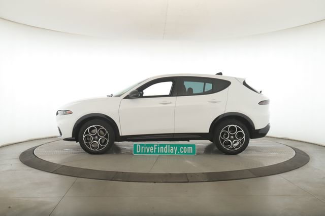 Used 2025 Alfa Romeo Tonale w/ Premium Package AWD/4WD image 9