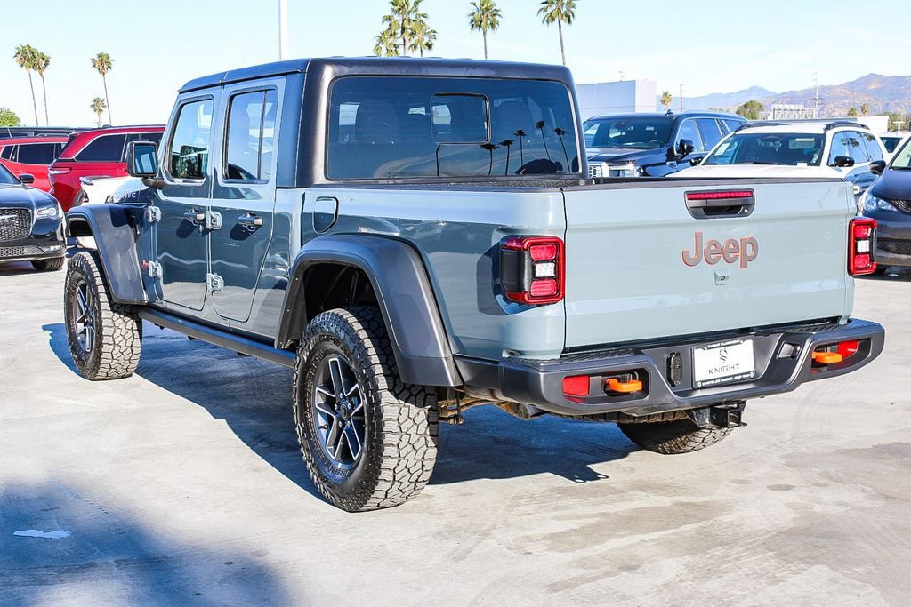 Used 2026 Jeep Gladiator Mojave AWD/4WD image 7