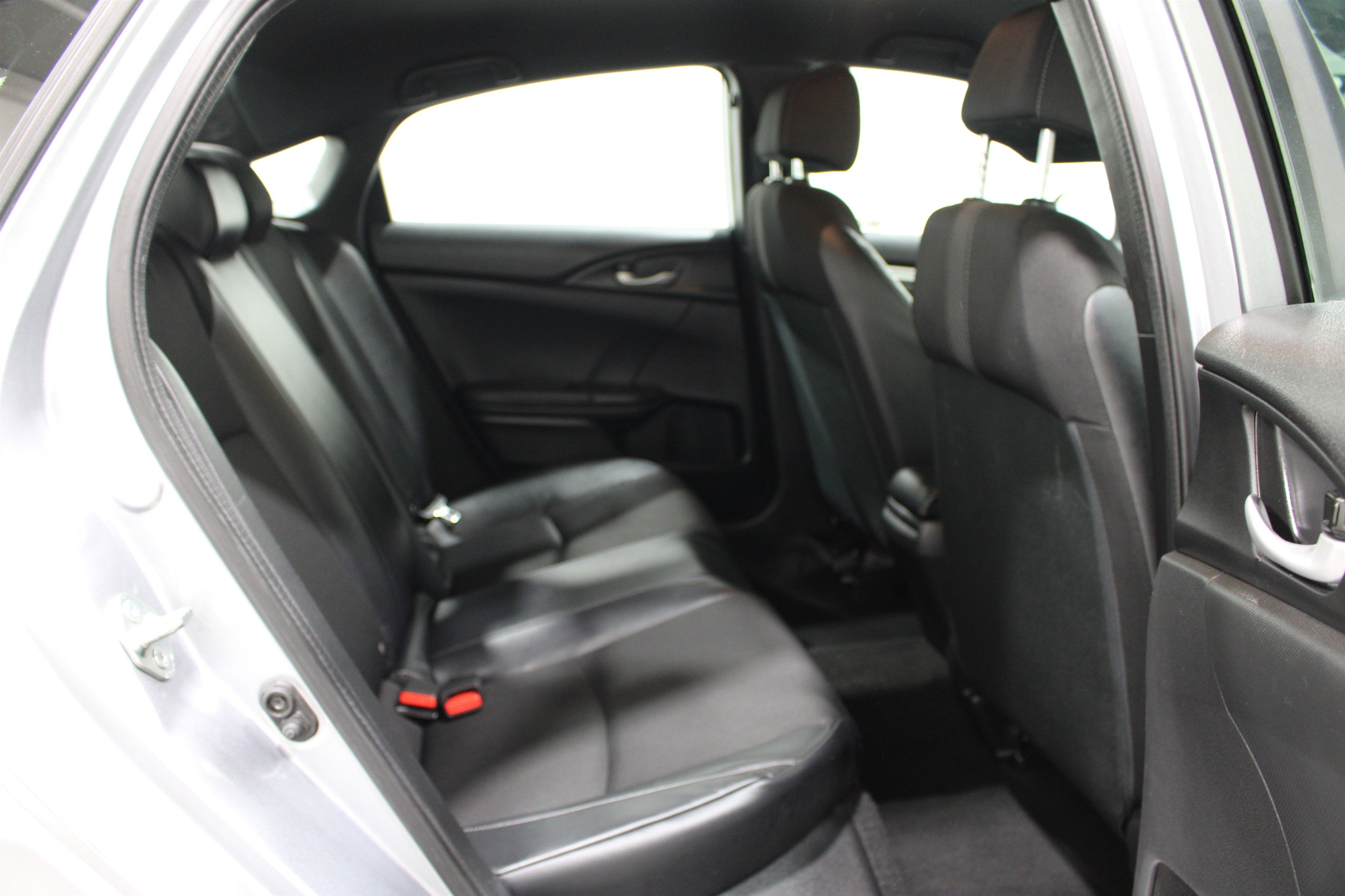 Used 2020 Honda Civic Sport image 24
