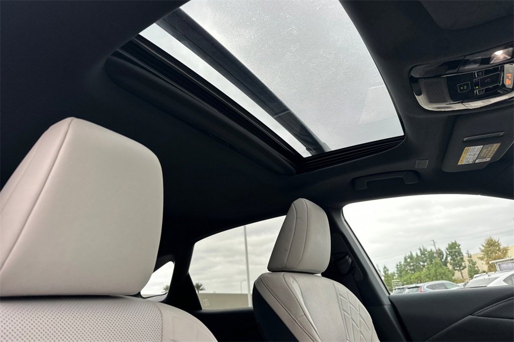 Used 2023 Lexus RX 350 Premium image 20