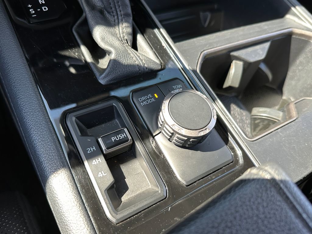 Used 2022 Toyota Tundra Limited image 33