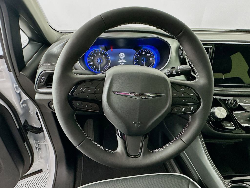 New 2026 Chrysler Pacifica Limited w/ S Appearance Package image 15