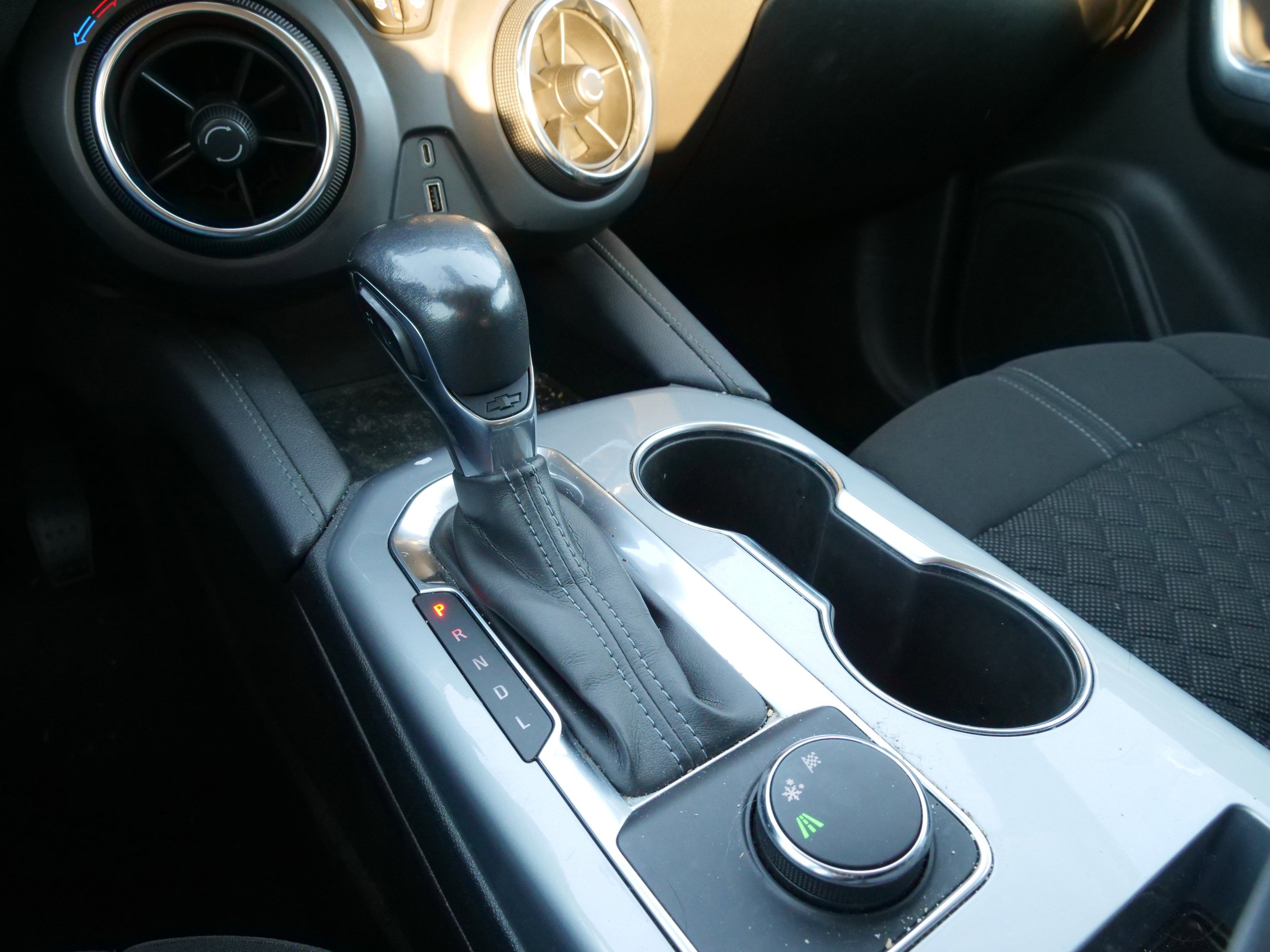 Used 2020 Chevrolet Blazer LT image 26