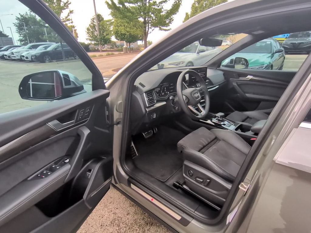 Used 2024 Audi SQ5 Premium Plus AWD/4WD image 24