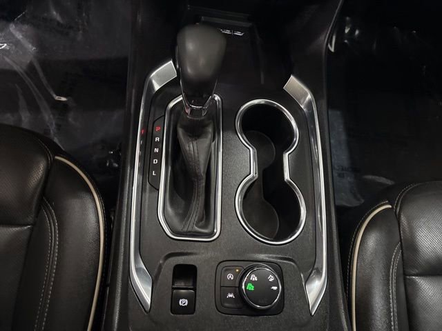 Used 2023 Chevrolet Traverse Premier image 17