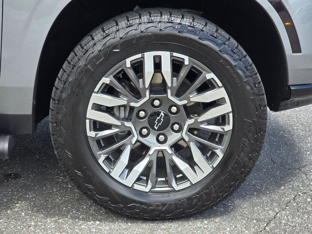 Certified 2025 Chevrolet Tahoe Z71 w/ Z71 Off-Road Package AWD/4WD image 24