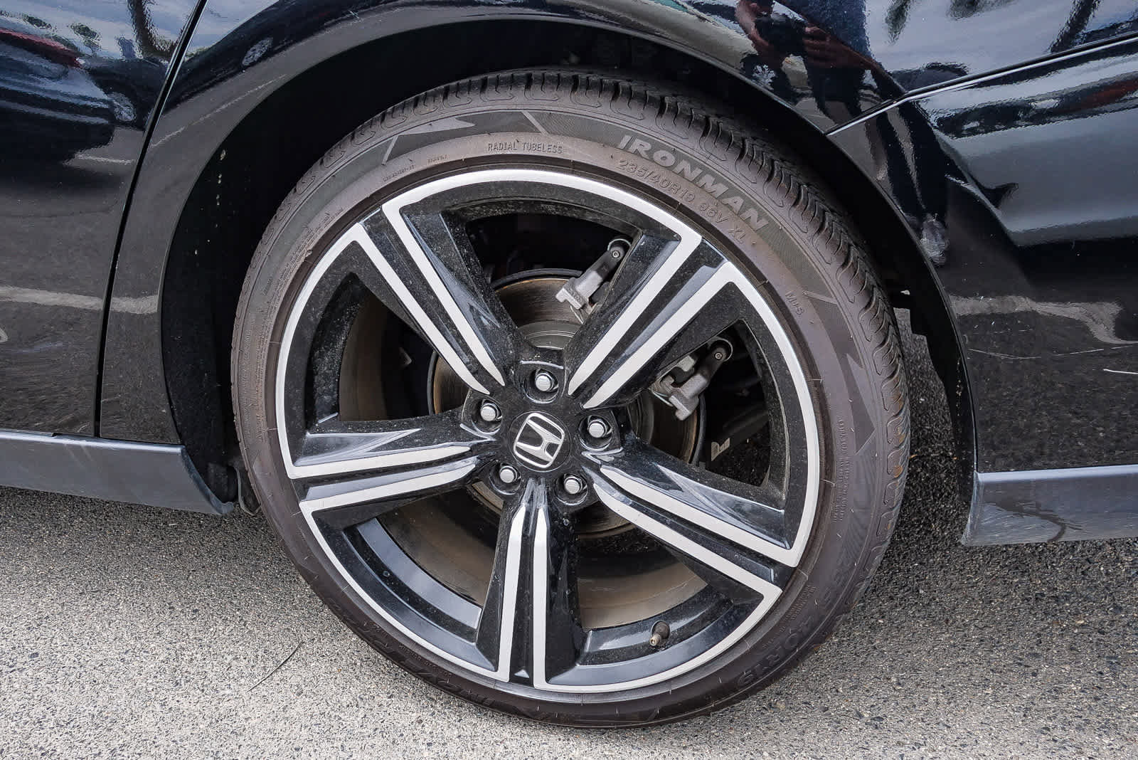 Used 2024 Honda Accord Sport image 19