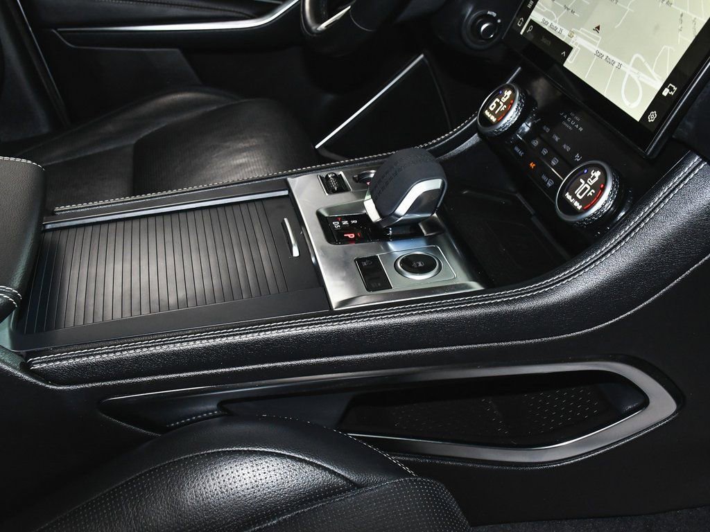 Used 2024 Jaguar F-PACE R-Dynamic S image 61