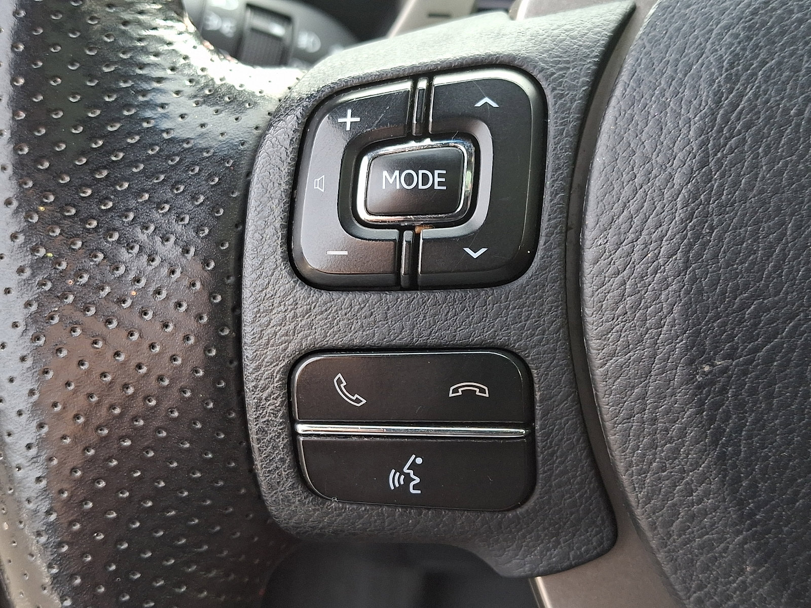 Used 2019 Lexus NX 300 F Sport w/ F Sport Premium Package image 21