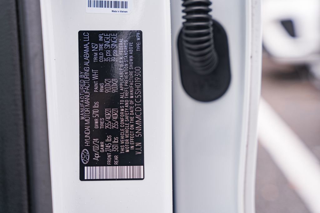 Used 2025 Genesis GV70 3.5T Sport w/ Sport Advanced Package image 43