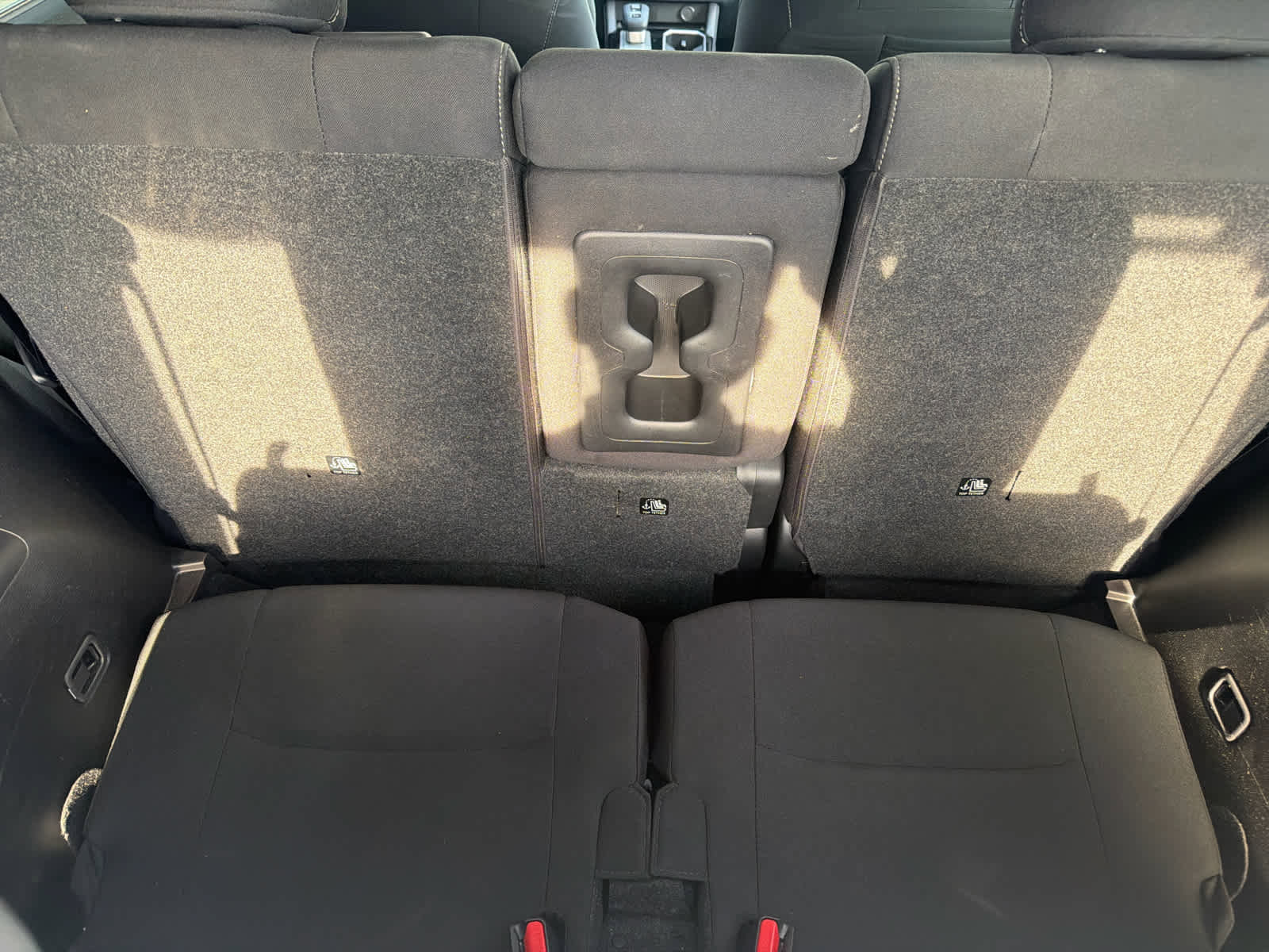 Used 2025 Mitsubishi Outlander ES FWD image 29